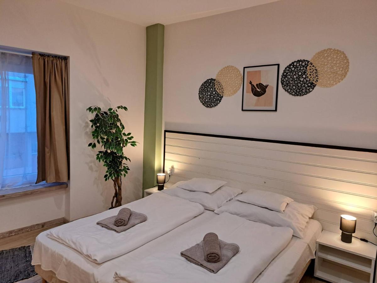 Luna Apartment